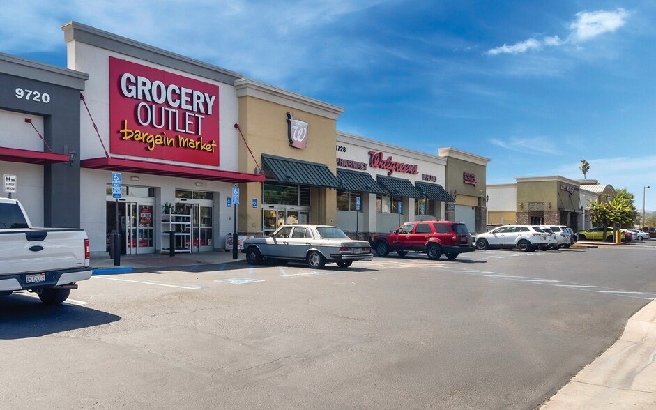 9728-9760 Winter Gardens Blvd, Lakeside, CA à louer - Photo principale – Image 1 sur 6