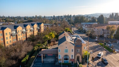 178 Dry Creek Rd, Healdsburg, CA - Vue aérienne  vue de carte - Image1