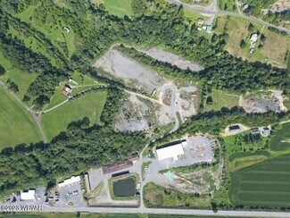 Plus de détails pour 1583-1586 Woodward Ave, Lock Haven, PA - Terrain à louer