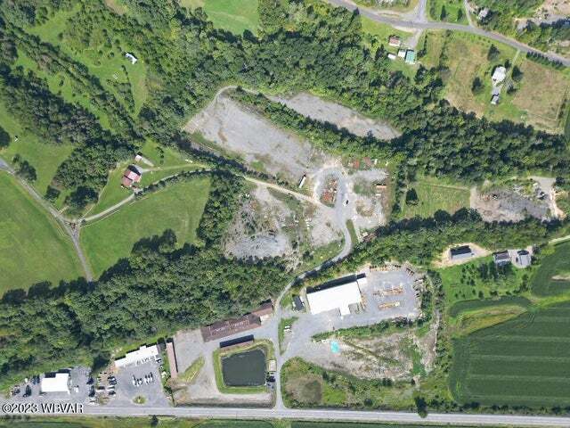 1583-1586 Woodward Ave, Lock Haven, PA à louer Photo principale– Image 1 sur 2