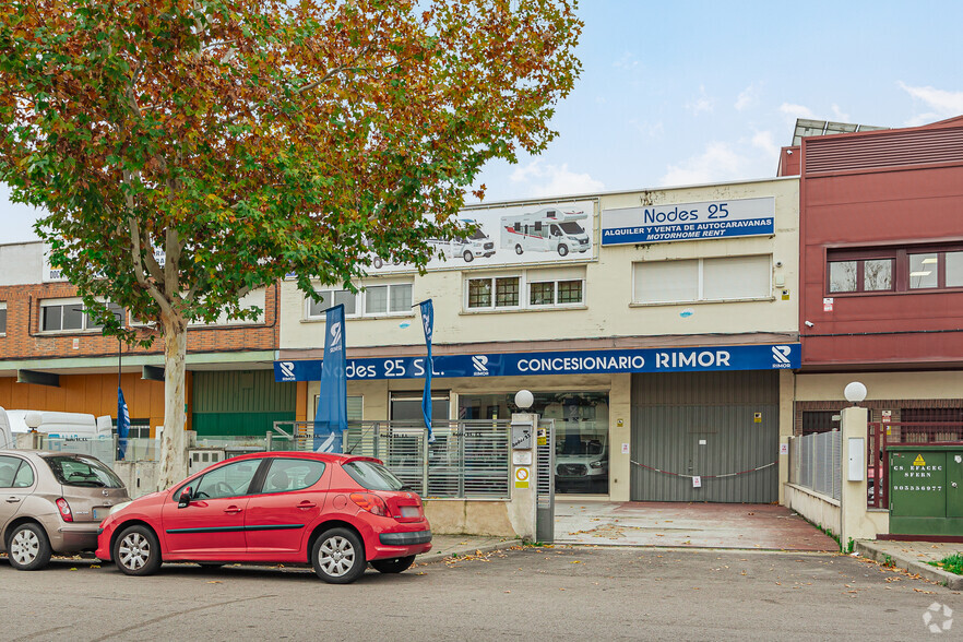 Calle Sierra Guadarrama, 16, San Fernando de Henares, Madrid à vendre - Photo principale – Image 1 sur 2