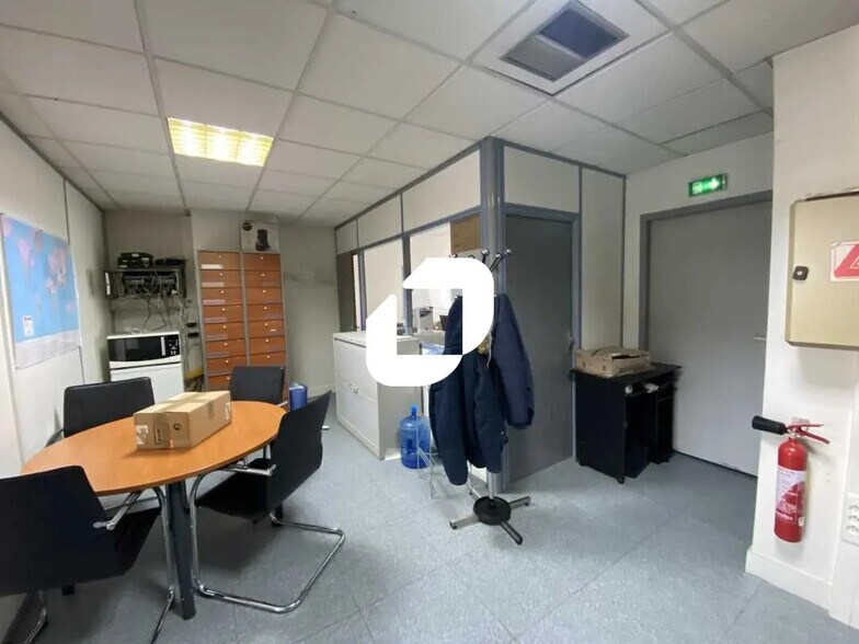 Bureau dans Paris à louer - Photo de l’immeuble – Image 2 sur 5