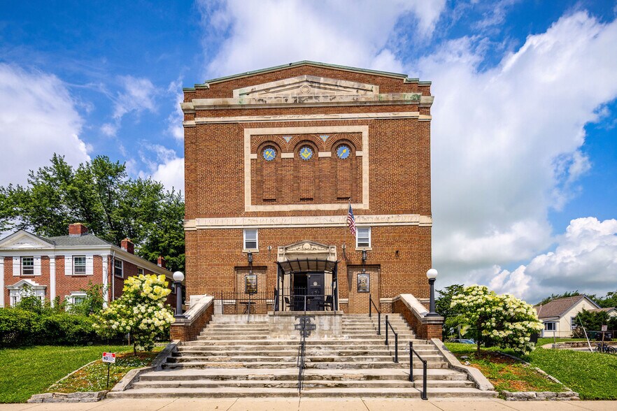 6819 Vine St, Cincinnati, OH à vendre - Photo de l’immeuble – Image 3 sur 21