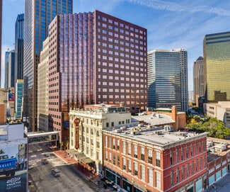 Plus de détails pour 1910 Pacific Ave, Dallas, TX - Bureau à louer
