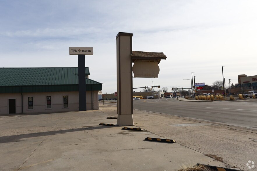 126 W Main St, Sterling, CO à vendre - Photo de l’immeuble – Image 2 sur 5