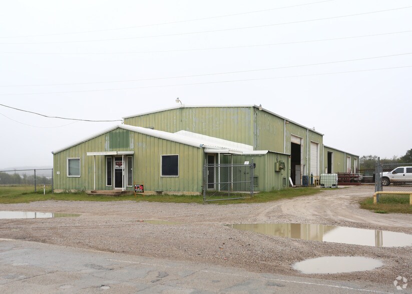413 Lee Rd, Mineral Wells, TX à vendre - Photo principale – Image 1 sur 3