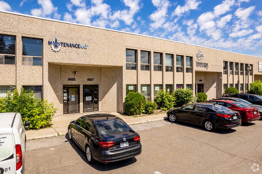 9681-9725 Rue Clément, Montréal, QC à louer - Photo de l’immeuble – Image 2 sur 19
