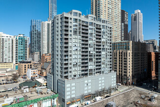 Plus de détails pour 600 N Dearborn, Chicago, IL - Local commercial à louer