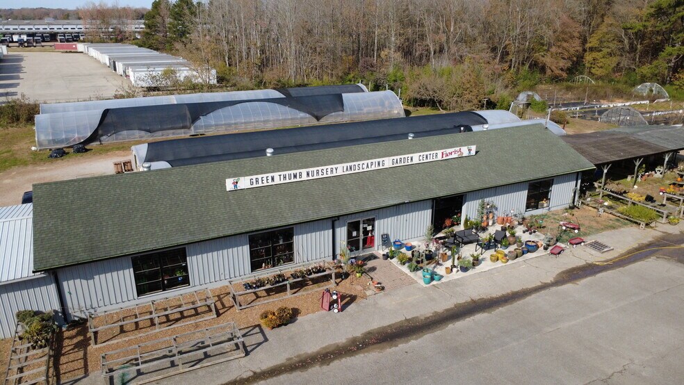 826 Broad N st, Lexington, TN à louer - Photo de l’immeuble – Image 2 sur 6