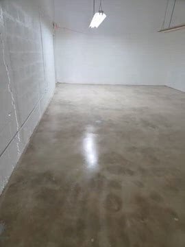 2100 NW 22nd Ct, Miami, FL à louer - Vidéo sur l’annonce professionnelle – Image 2 sur 5