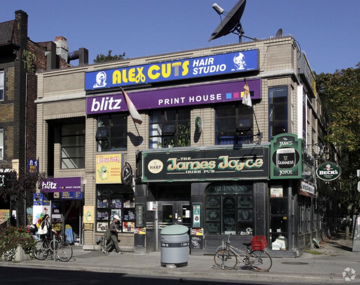 386 Bloor St W, Toronto, ON à vendre - Photo principale – Image 1 sur 2