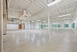 2440 S Sepulveda Blvd, Los Angeles, CA à louer Photo intérieure– Image 1 sur 4