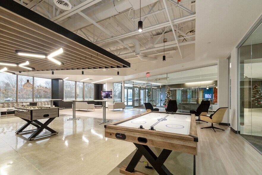 501 Pennsylvania Pky, Indianapolis, IN à louer - Photo intérieure – Image 2 sur 11