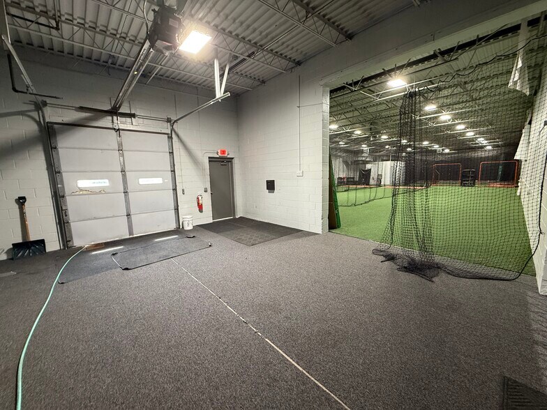 4726 6 Mile Rd, Racine, WI à vendre - Photo de l’immeuble – Image 3 sur 8