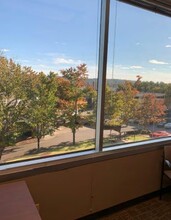 2200 Woodcrest Pl, Birmingham, AL à louer Photo intérieure– Image 1 sur 2