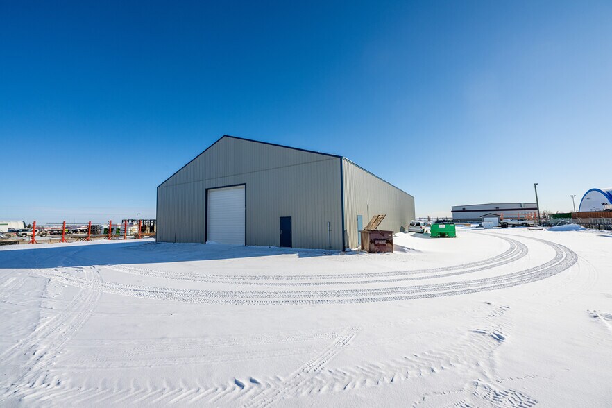 10211 88 Av, Clairmont, AB à vendre - Photo de l’immeuble – Image 3 sur 3