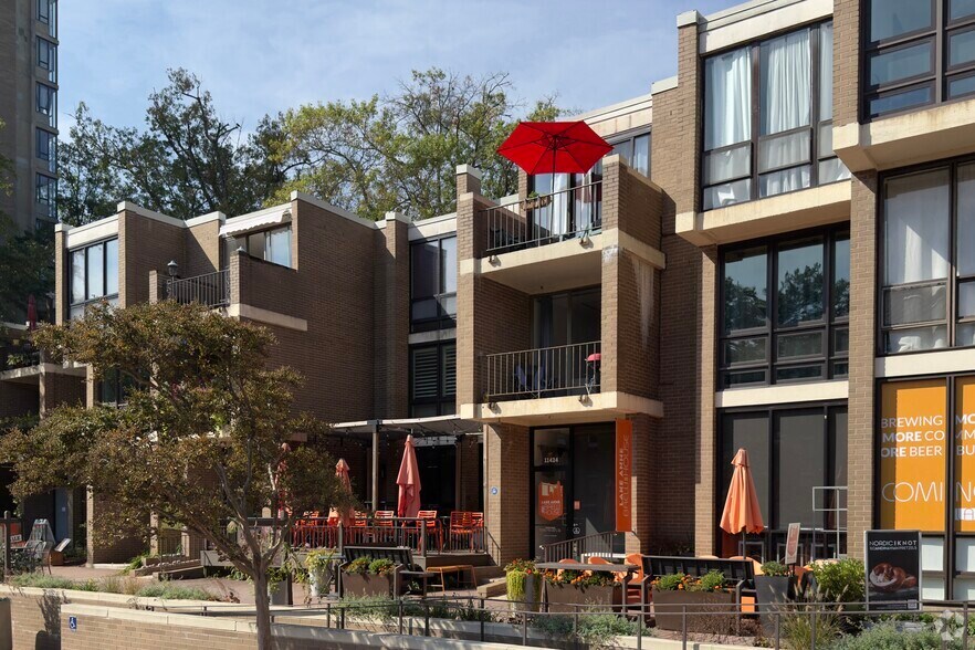 11404-11440 Washington Plz W, Reston, VA à louer - Photo de l’immeuble – Image 3 sur 5