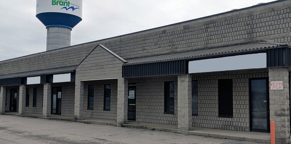 63 Woodslee Ave, Brant, ON à louer - Photo de l’immeuble – Image 1 sur 1