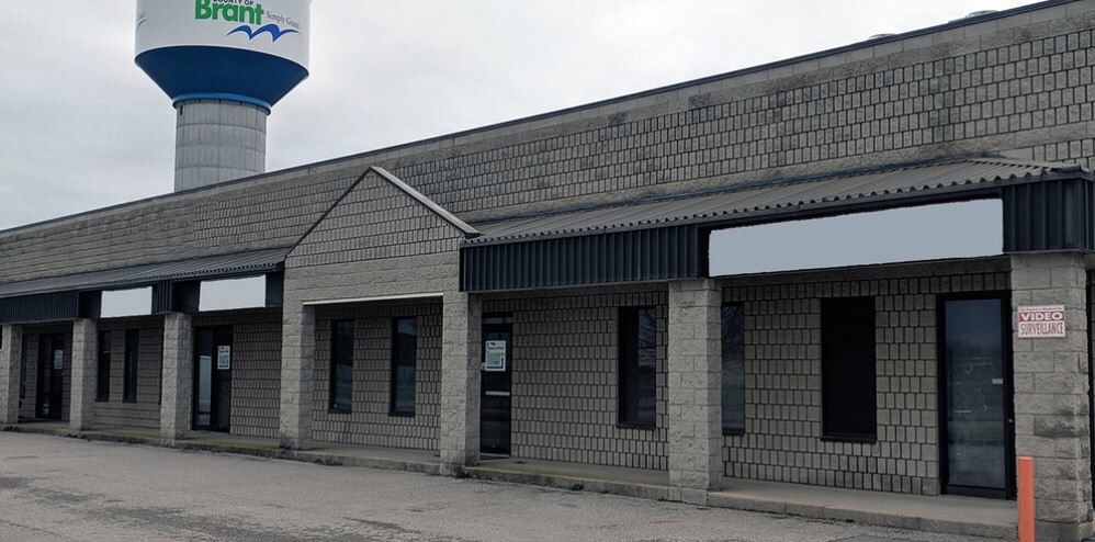 63 Woodslee Ave, Brant, ON à louer Photo de l’immeuble– Image 1 sur 2