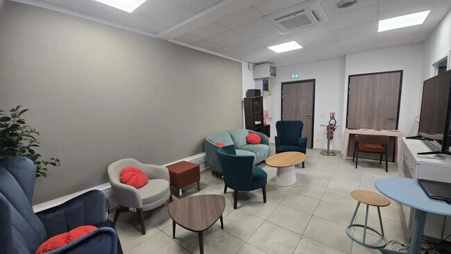 Plus de détails pour Bureau à vendre