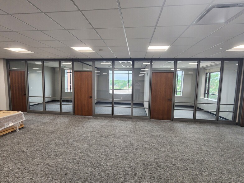 2223 2nd Ave, Kearney, NE à louer - Photo de l’immeuble – Image 3 sur 16