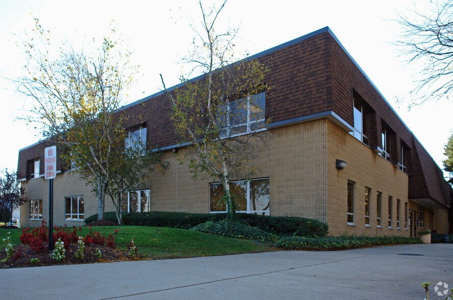 440 Benigno Blvd, Bellmawr, NJ à louer - Photo de l’immeuble – Image 3 sur 8