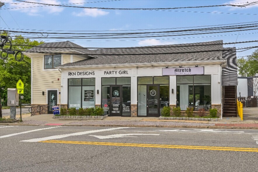 37 Riveredge Rd, Tenafly, NJ à louer - Photo de l’immeuble – Image 3 sur 4