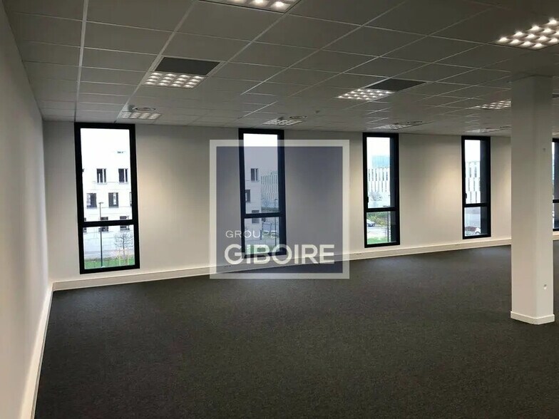 22 Rue Du Bourg Nouveau, Rennes à louer - Photo de l’immeuble – Image 2 sur 5
