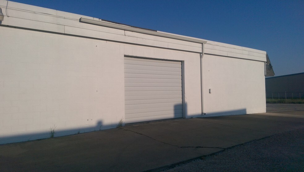 4107-4109 Murray Ave, Haltom City, TX à louer - Photo de l’immeuble – Image 3 sur 8
