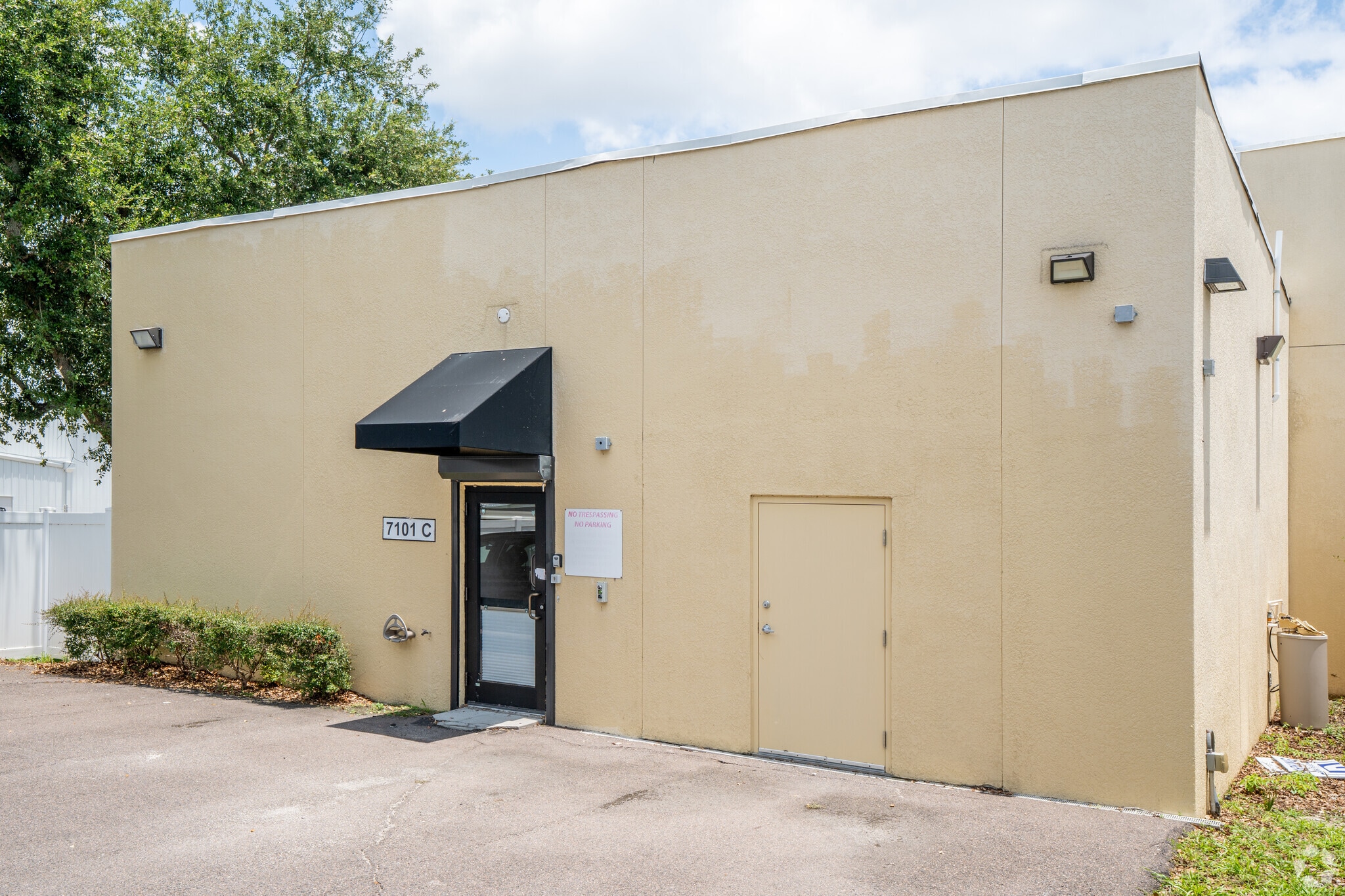 7101 US Highway 19 N, Pinellas Park, FL à louer Photo de l’immeuble– Image 1 sur 5