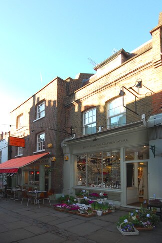 Plus de détails pour 11 Flask Walk, Londres - Local commercial à louer