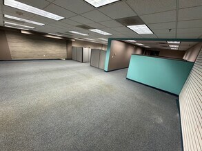 4370 W 109th St, Overland Park, KS à louer Photo intérieure– Image 1 sur 2