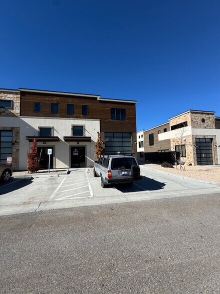 4554 Forestdale Dr, Park City, UT à louer - Photo de l’immeuble – Image 2 sur 4