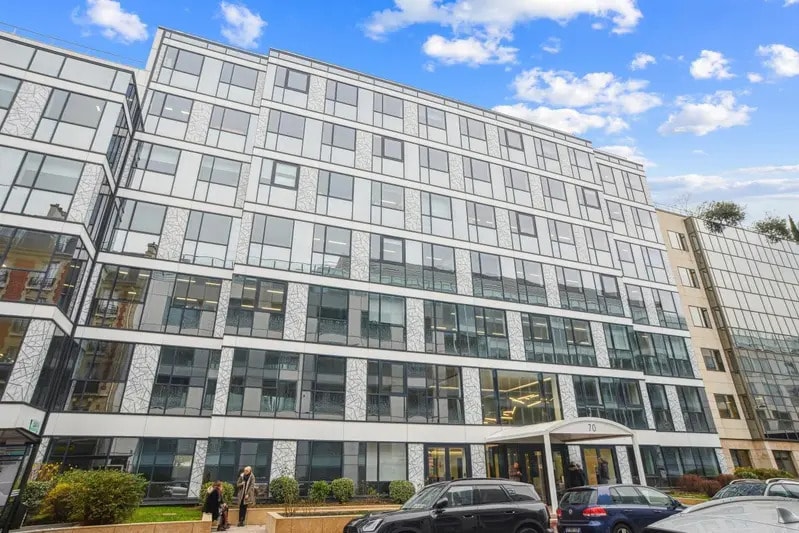 Bureau dans Levallois-Perret à louer - Photo de l’immeuble – Image 3 sur 29