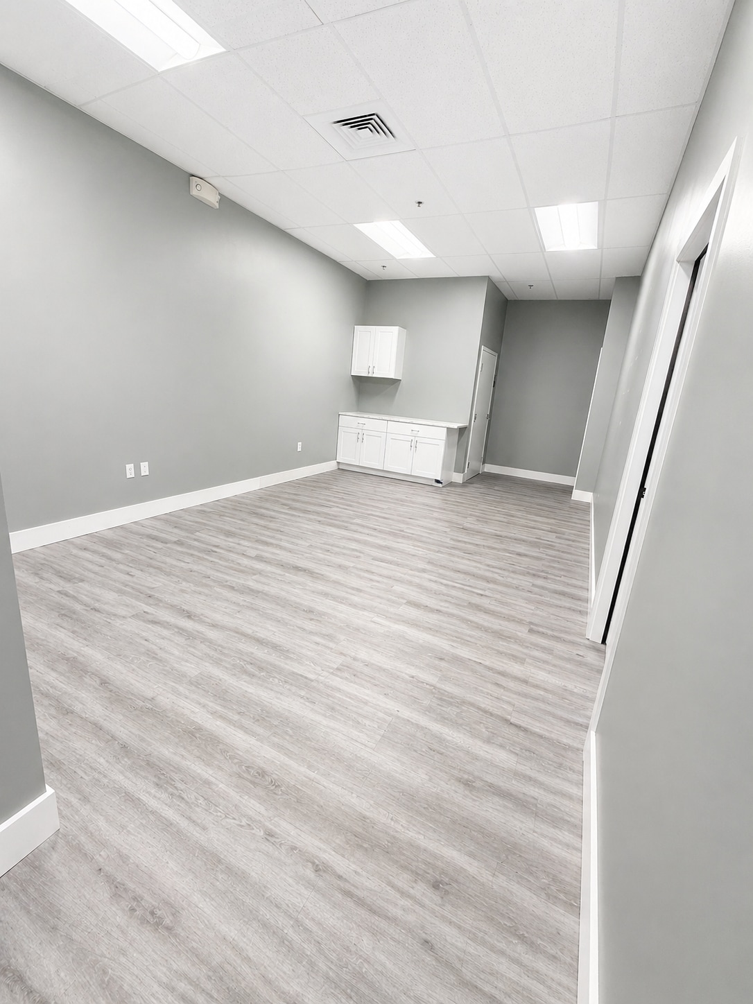 5683-5693 SE Federal Hwy, Hobe Sound, FL à louer Photo intérieure– Image 1 sur 4