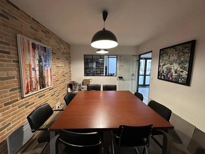 Local commercial dans Vanves à vendre - Photo de l’immeuble – Image 3 sur 3