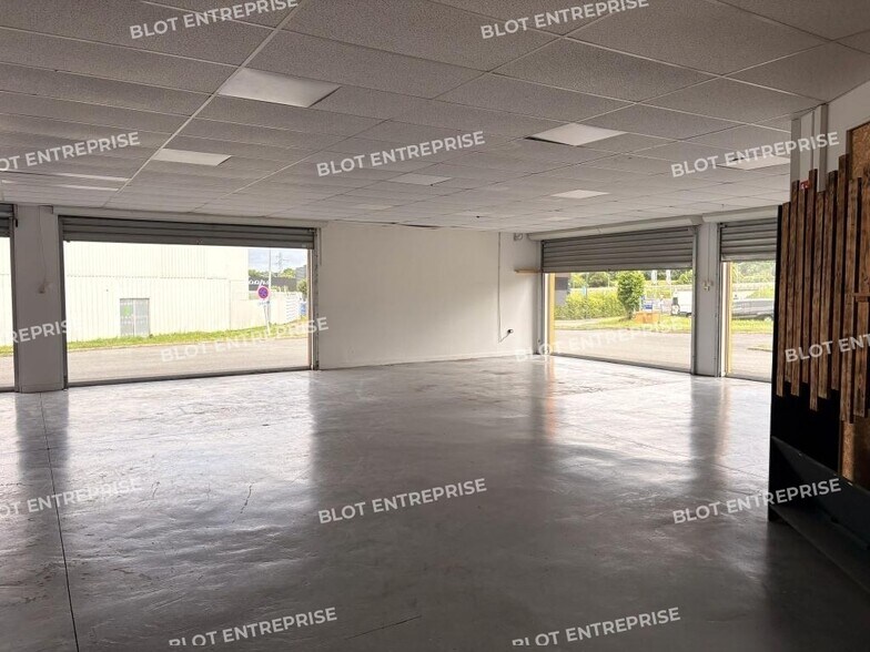 Local commercial dans Trégueux à louer - Photo de l’immeuble – Image 3 sur 3