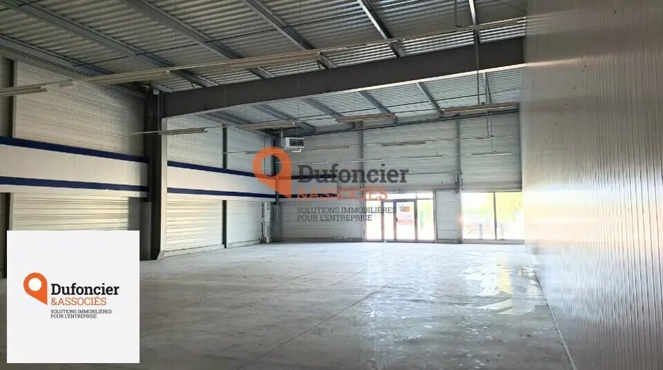 Local commercial dans Châtellerault à louer Photo intérieure– Image 1 sur 6