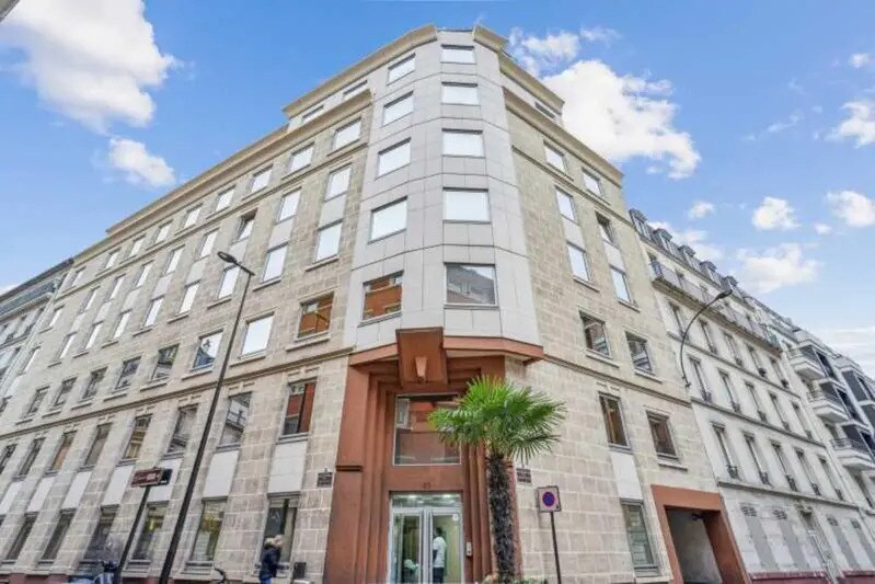 Bureau dans Levallois-Perret à louer - Photo de l’immeuble – Image 1 sur 6