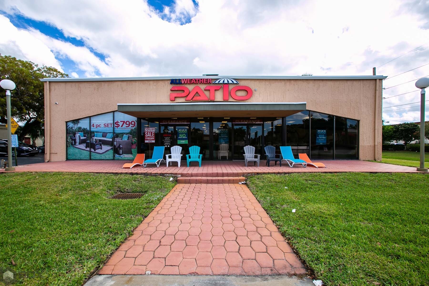 2050 N University Dr, Sunrise, FL à vendre Photo principale– Image 1 sur 15