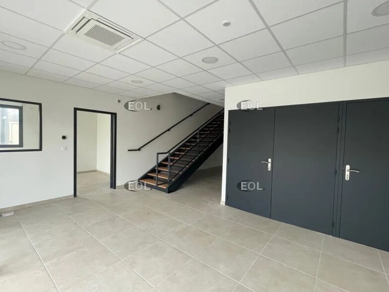 4 Rue Henri Fosse, Le Mesnil-Amelot à louer - Photo de l’immeuble – Image 3 sur 5