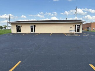 Plus de détails pour 1305 N Carbon St, Marion, IL - Bureau à vendre