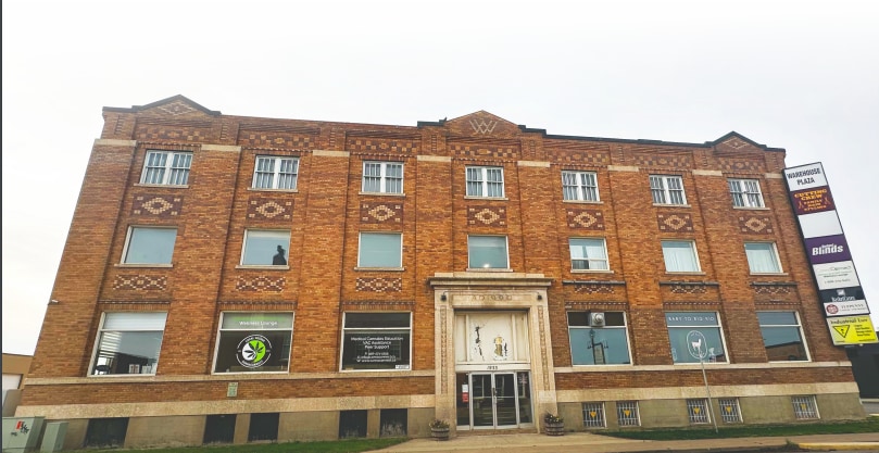 1433 Hamilton St, Regina, SK à louer - Photo principale – Image 1 sur 1