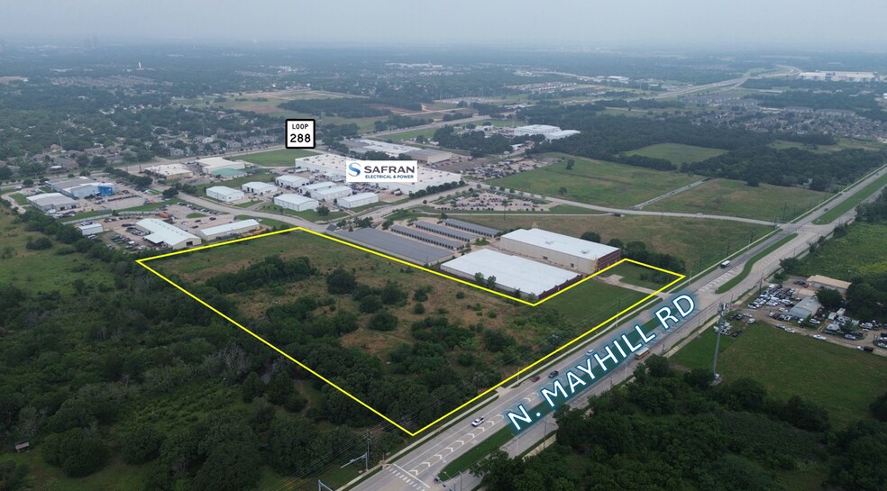 551 N Mayhill Rd, Denton, TX à louer - Photo de l’immeuble – Image 1 sur 2