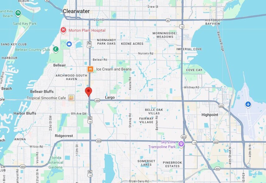 211 Missouri Ave N, Largo, FL à louer - Photo de l’immeuble – Image 2 sur 32