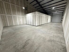 27347 W Hardy Rd, Spring, TX à louer Photo intérieure– Image 2 sur 6