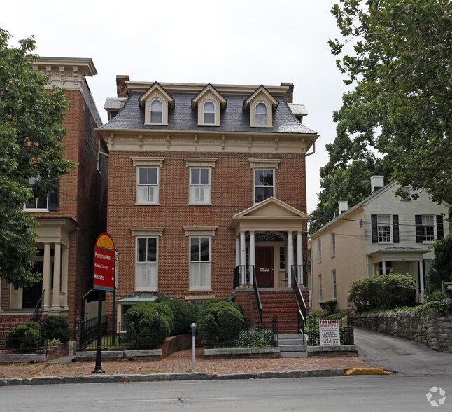 112 N Cameron St, Winchester, VA à louer - Photo de l’immeuble – Image 2 sur 8