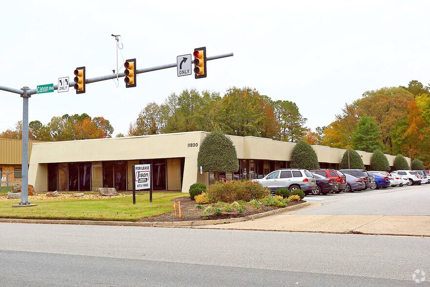 11830 Canon Blvd, Newport News, VA à louer - Photo principale – Image 1 sur 6
