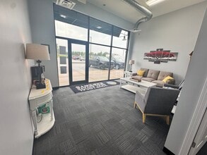 2060 Sagamore Pkwy W, West Lafayette, IN à louer Photo intérieure– Image 2 sur 11