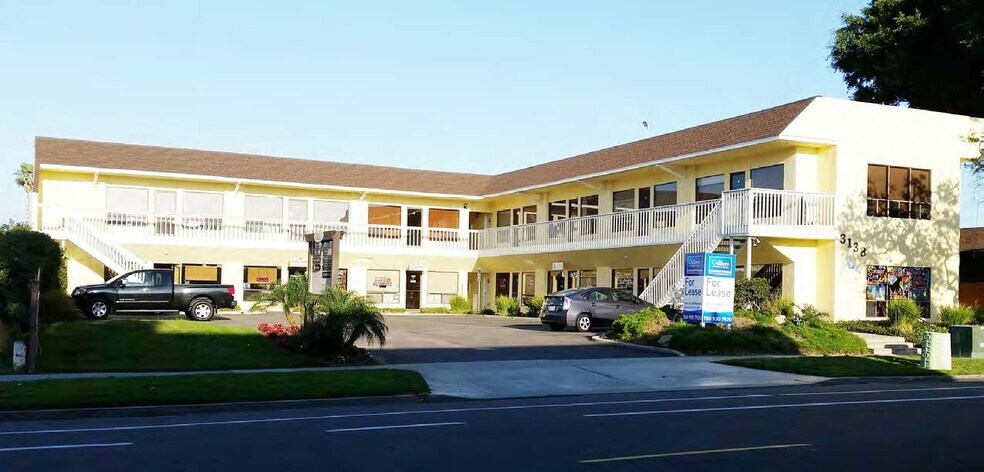3138 Roosevelt St, Carlsbad, CA à louer - Photo de l’immeuble – Image 2 sur 2
